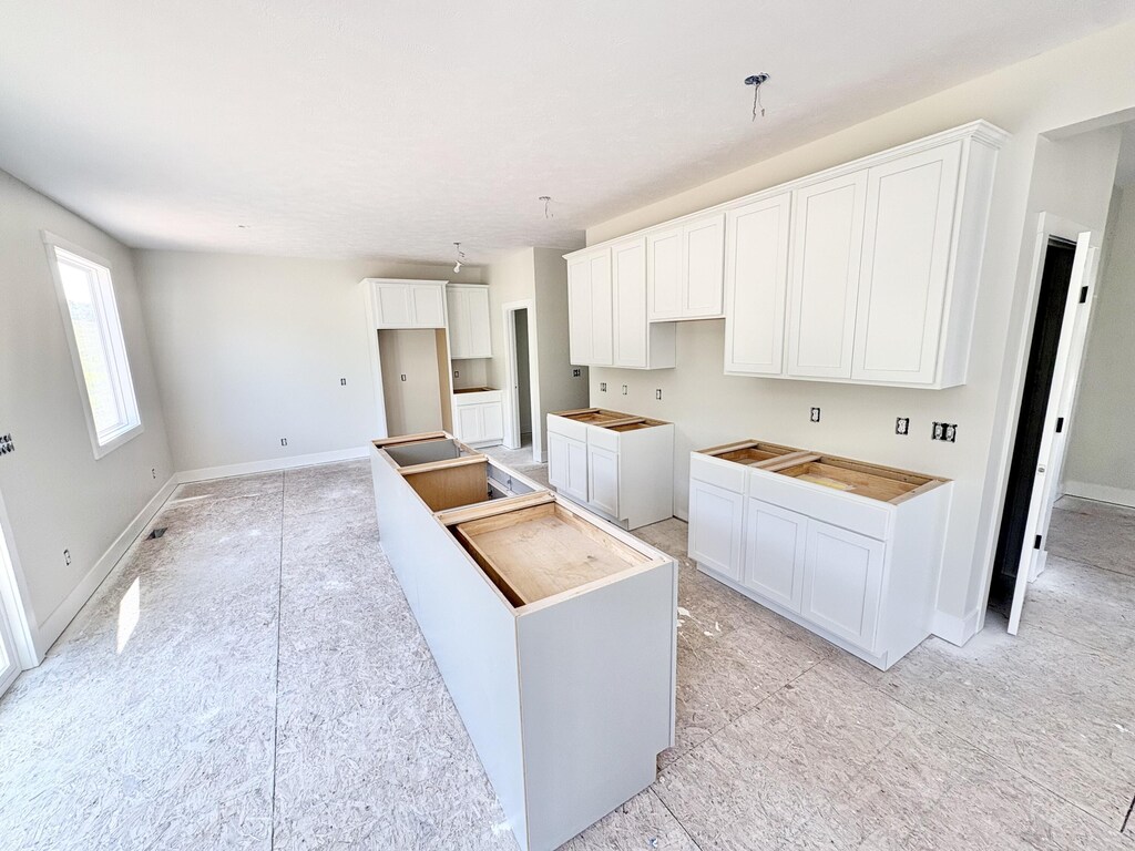 8344 Kettle Oak Dr SE, Alto, MI 49302 - photo 3