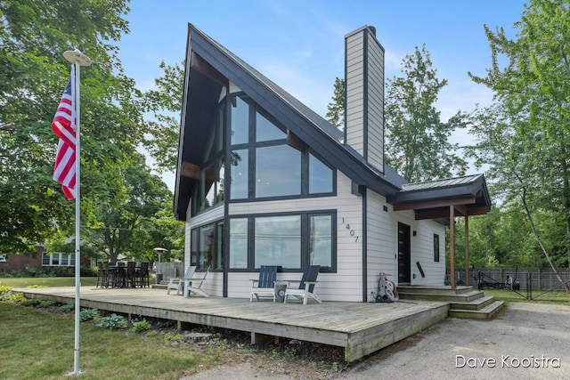 1407 Sunnyside Dr, Cadillac, MI 49601 - photo 2