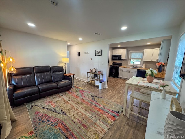 15684 Mcguire St, Taylor, MI 48180 - photo 5