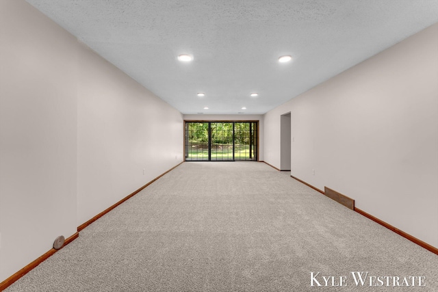 3526 Eagle Bluff Dr NE, Grand Rapids, MI 49525 - photo 24