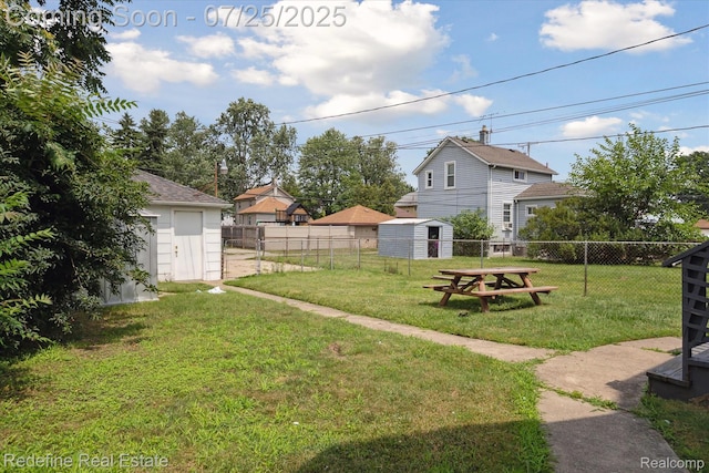 566 Poplar St, Wyandotte, MI 48192 - photo 25