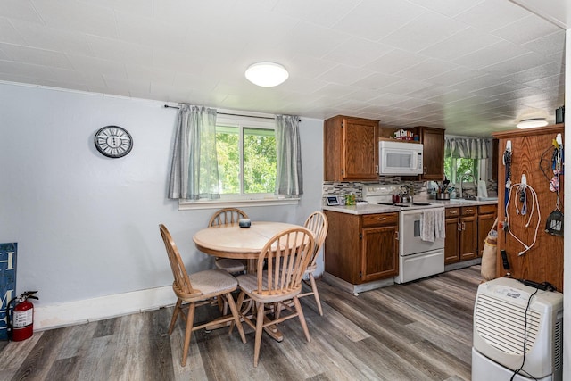209 S Park, Ashley, MI 48806 - photo 5