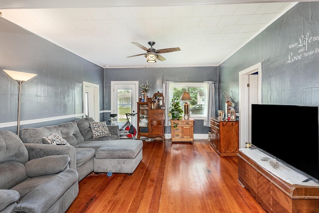 209 S Park, Ashley, MI 48806 - photo 3