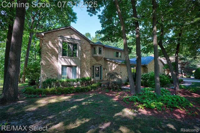 1320 Kings Carriage Rd, Grand Blanc, MI 48439 - photo 1