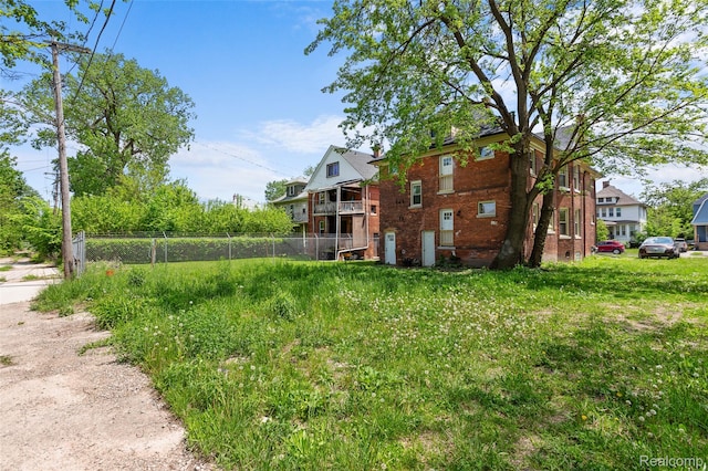 900 Hazelwood St, Detroit, MI 48202 - photo 36