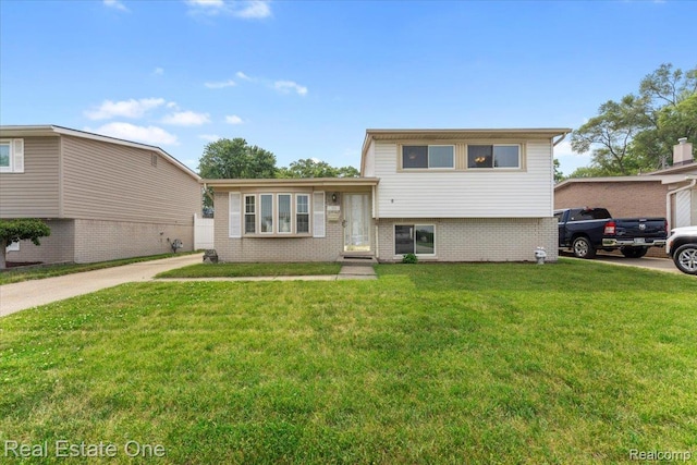 9454 Birch St, Taylor, MI 48180 - photo 1