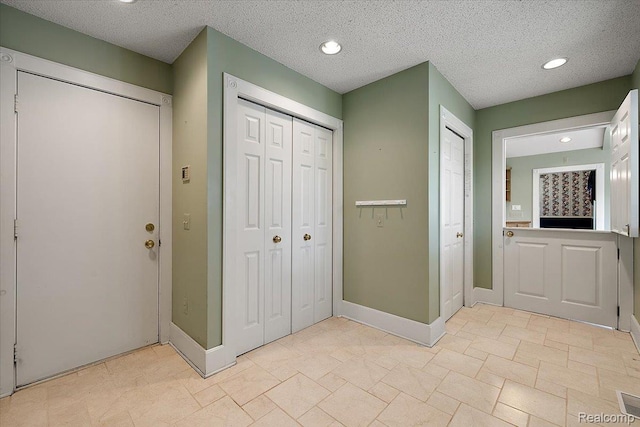 28028 Alycekay St, Farmington, MI 48334 - photo 22