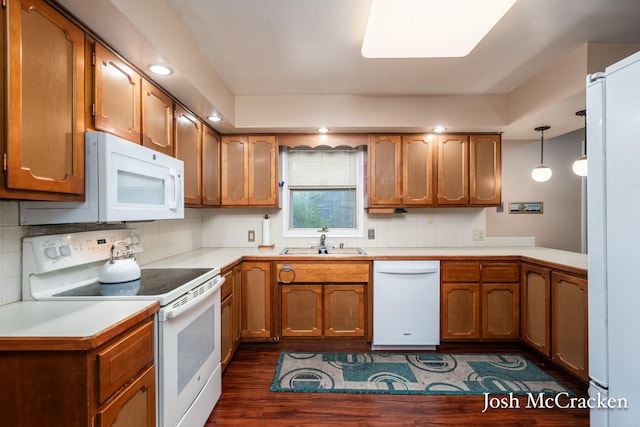934 Park St, Belding, MI 48809 - photo 12