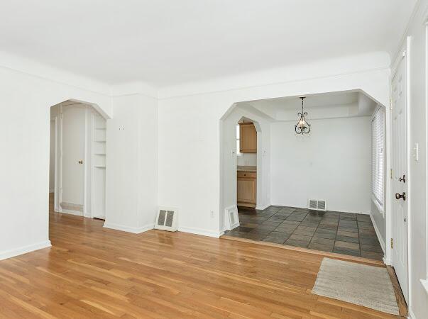 2214 Baxter Ave, Royal Oak, MI 48067 - photo 6