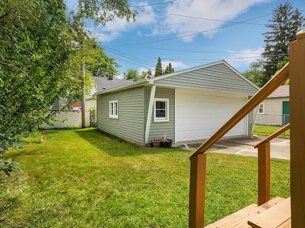 2214 Baxter Ave, Royal Oak, MI 48067 - photo 30