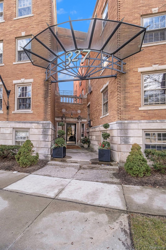 327 Southfield Rd Unit 18, Birmingham, MI 48009 - photo 3