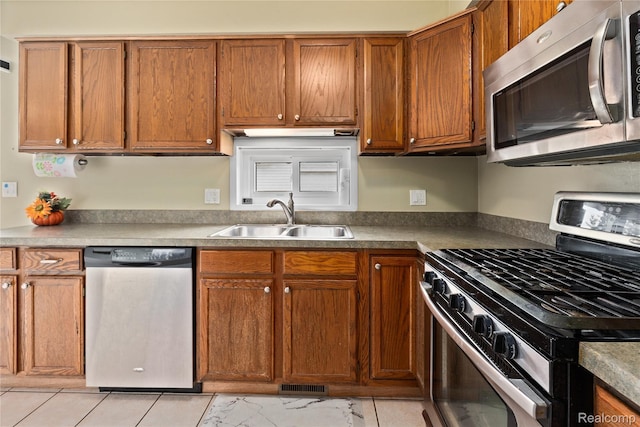 27737 Groveland St, Roseville, MI 48066 - photo 6