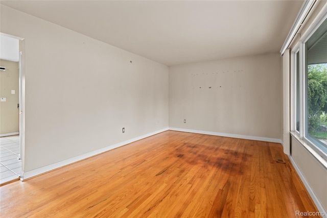 27737 Groveland St, Roseville, MI 48066 - photo 4