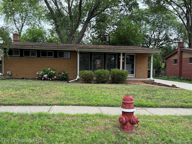 9248 Idaho St, Livonia, MI 48150 - photo 4