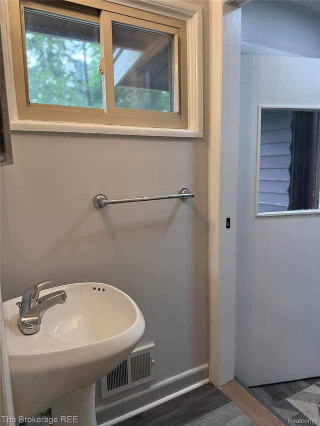 9248 Idaho St, Livonia, MI 48150 - photo 20