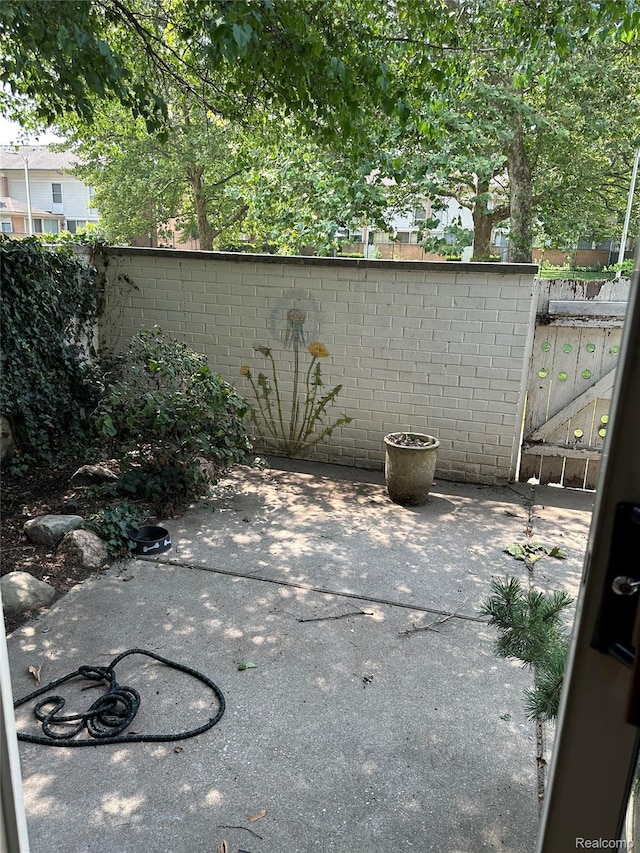 1049 Trevor Pl, Detroit, MI 48207 - photo 29