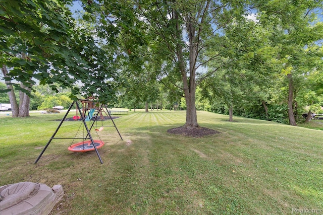 5350 Lathrop St, Trenton, MI 48183 - photo 9