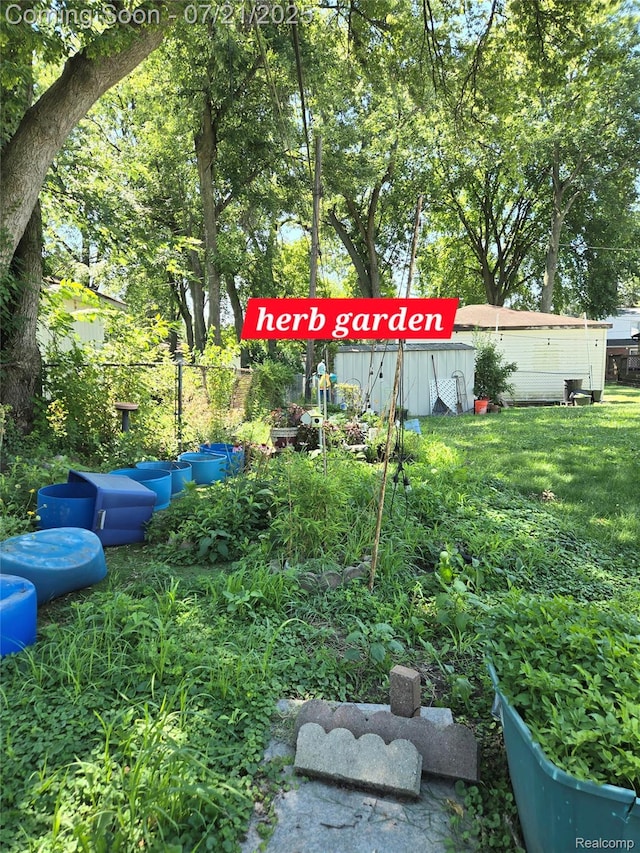 18720 Lathers St, Livonia, MI 48152 - photo 11