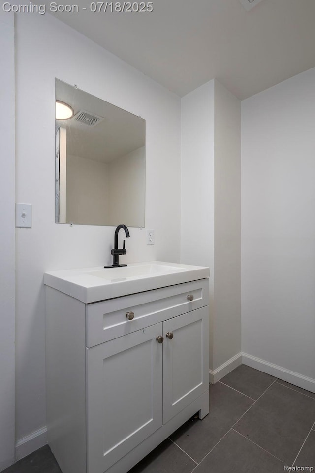 5835 Forestal Dr, Rochester, MI 48327 - photo 24