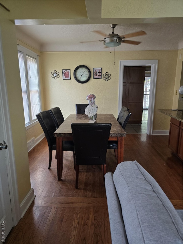 22154 Elmwood Ave, Eastpointe, MI 48021 - photo 3