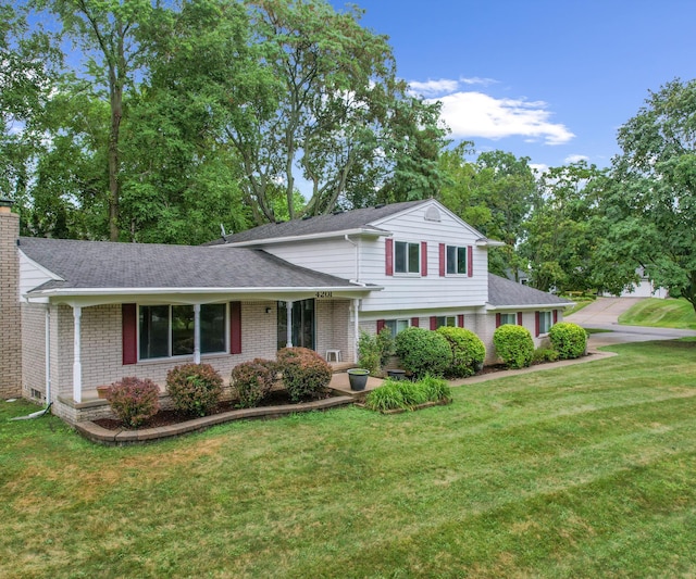 4201 Claire Dr, West Bloomfield, MI 48323 - photo 3