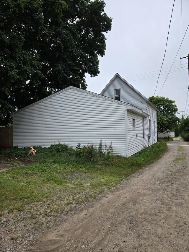 808 Wallace St, Cadillac, MI 49601 - photo 14