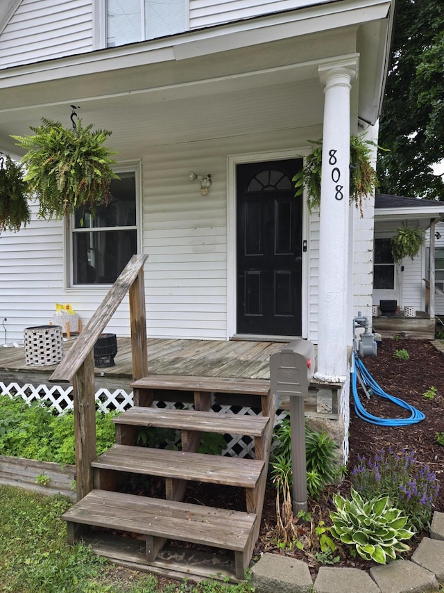 808 Wallace St, Cadillac, MI 49601 - photo 2