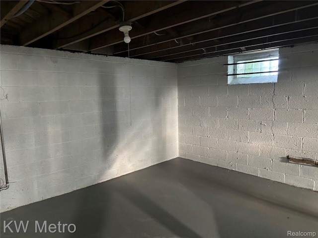 19331 Hoover St, Detroit, MI 48205 - photo 11