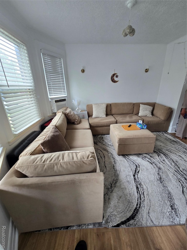 9727 Dequindre St, Hamtramck, MI 48212 - photo 11
