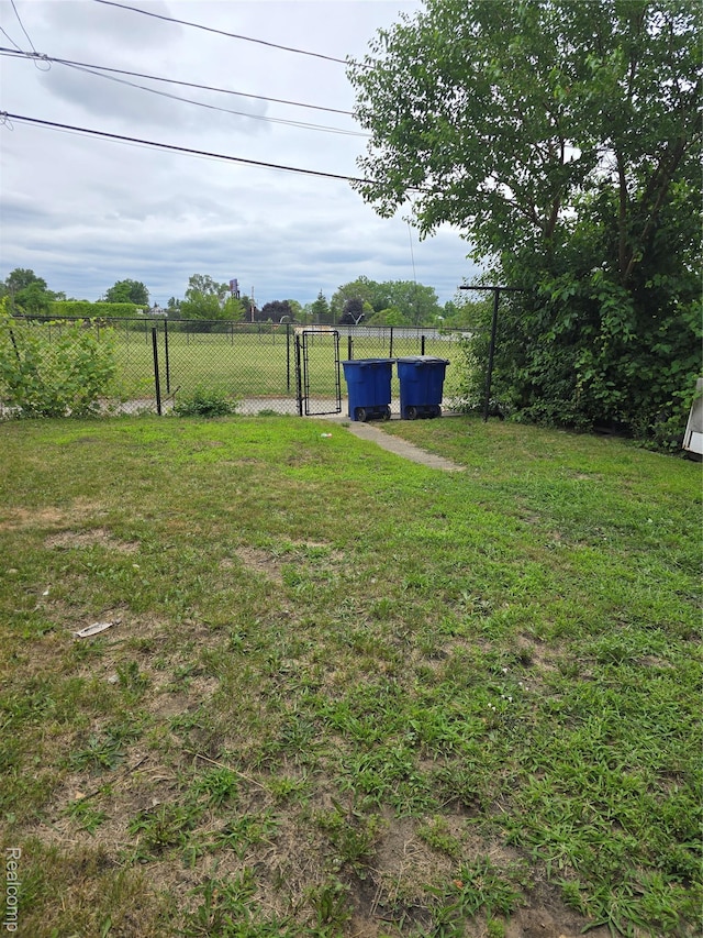 9727 Dequindre St, Hamtramck, MI 48212 - photo 37