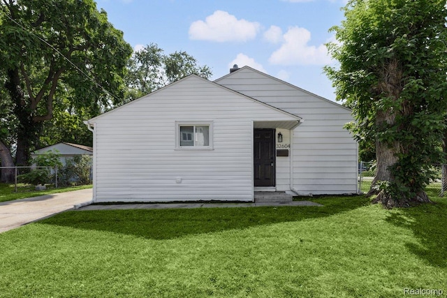32604 Montmorency St, Westland, MI 48186 - photo 1