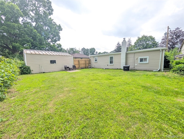 9032 Deering St, Livonia, MI 48150 - photo 14