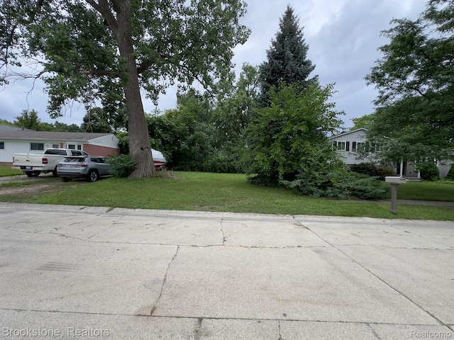 00 Maynard, Clinton Township, MI 48035 - photo 1