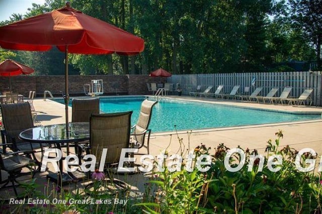 2915 E Nottingham Dr, Saginaw, MI 48603 - photo 41