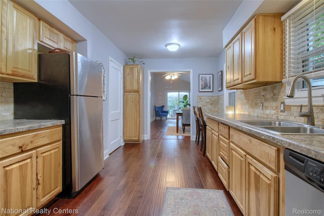 702 Royal Ave, Royal Oak, MI 48073 - photo 13