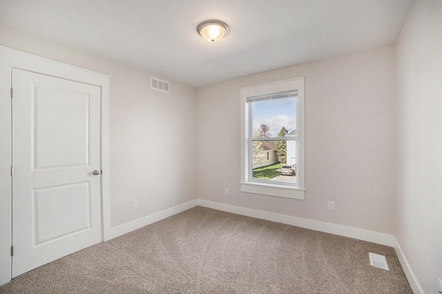 2104 Sherwood Ave, Holland, MI 49423 - photo 10