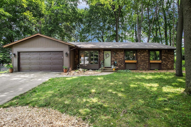 910 Wooded Ln, Marshall, MI 49068 - photo 1
