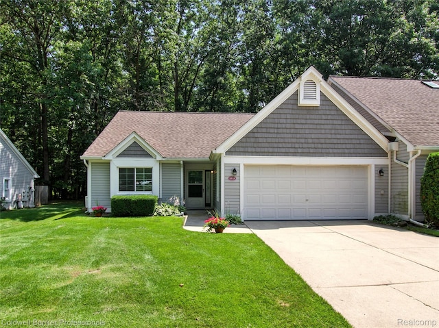6818 Fox Ln, Waterford, MI 48327 - photo 1