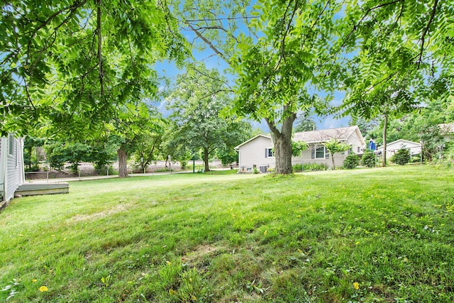 431 Railroad St, Chelsea, MI 48118 - photo 24