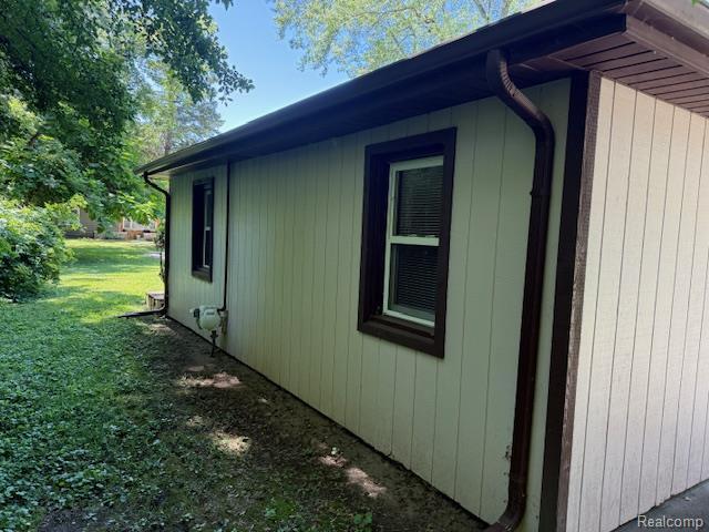4806 Fenmore Ave, Waterford, MI 48328 - photo 5