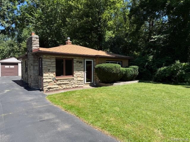 4806 Fenmore Ave, Waterford, MI 48328 - photo 1