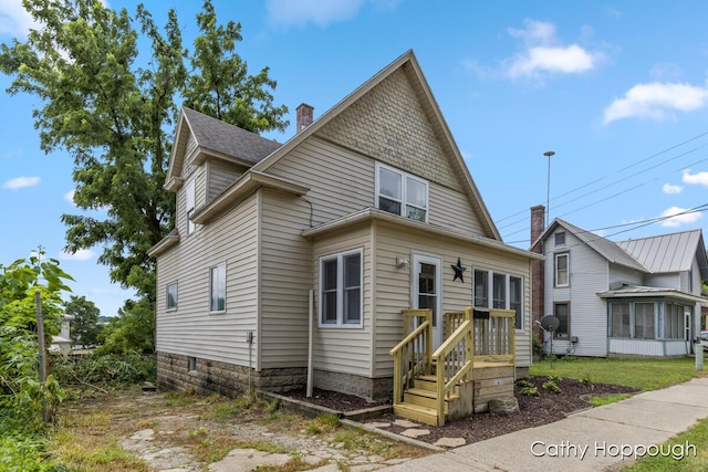 721 W Washington St, Ionia, MI 48846 - photo 2