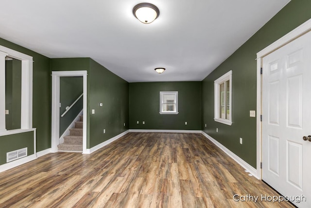 721 W Washington St, Ionia, MI 48846 - photo 4