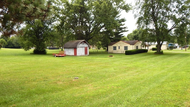 117 S Robin Ave, Battle Creek, MI 49037 - photo 2