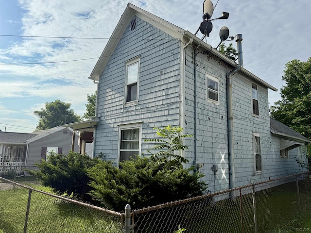 1108 Frank St, Adrian, MI 49221 - photo 3