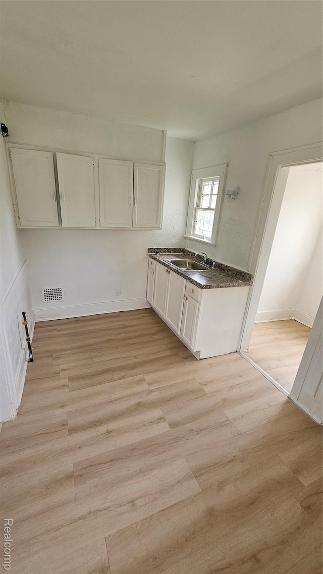 345 W Nevada St, Highland Park, MI 48203 - photo 14