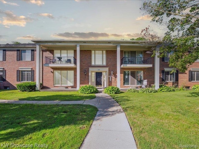 29606 Middlebelt Unit 1804, Farmington Hills, MI 48334 - photo 1