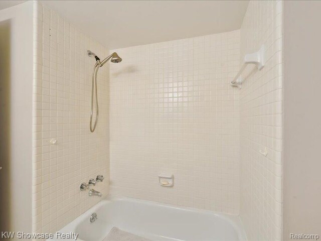 29606 Middlebelt Unit 1804, Farmington Hills, MI 48334 - photo 14