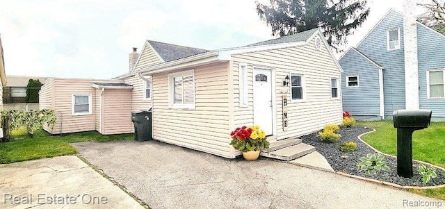 21218 Woodward St, Clinton Township, MI 48035 - photo 1