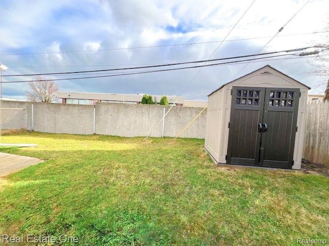 21218 Woodward St, Clinton Township, MI 48035 - photo 3